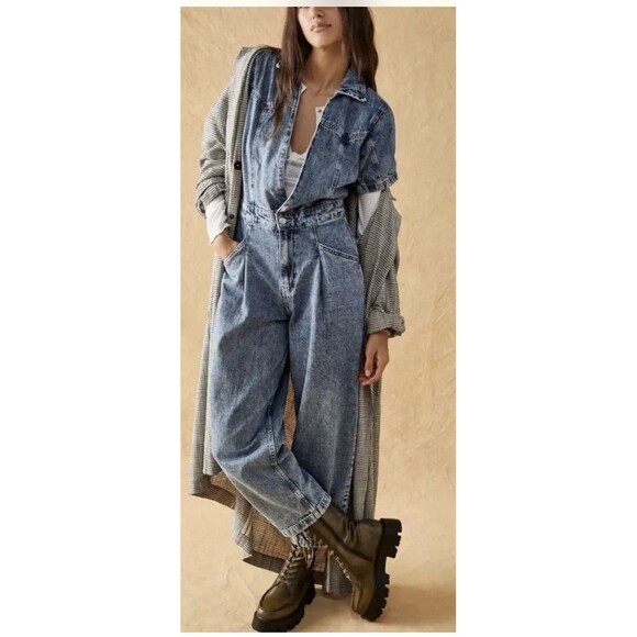 Free People We The Free Marla Denim Jumpsuit Small Utility...